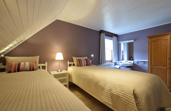 Cozy Family Holiday Home - Photo 7