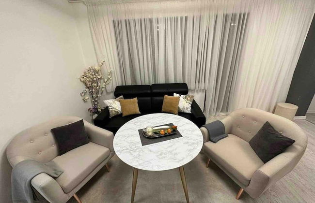 Luxurious Beach House With Wi-fi and Parking - Photo 13