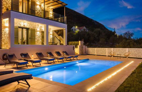 aZOLAki Suites - Photo 4