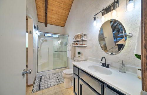 Modern Groveland Chalet about 25 Mi to Yosemite! - Foto 21