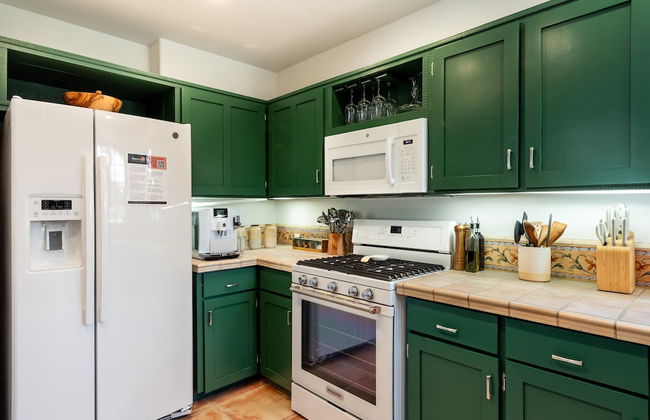 LUX - Historic Tennis Club Enclave - King Beds - Foto 22