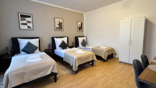 Arminos Large Group Apartment- 3 Zimmer & 2 WCs - Foto 5, wardrobe