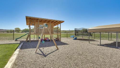 10 Mi to Aztec Ruins Family Home with Large Yard! - Foto 2