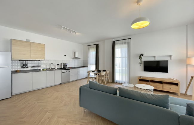 OlivAparts - Photo 42