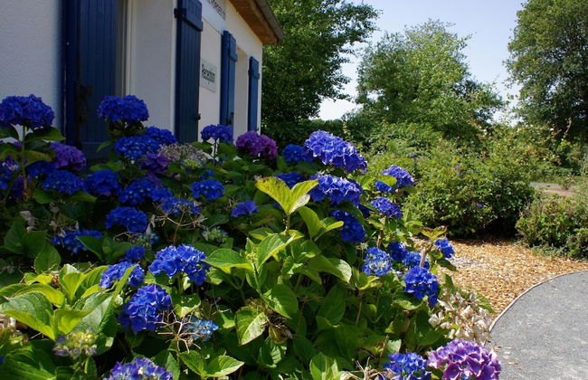 Villa in Les Forges With Golf & Pool Access - Foto 37