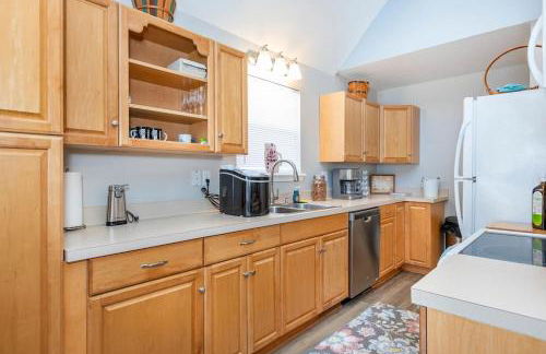 *4BR 2BA N Shore Hidden Retreat* - Foto 4