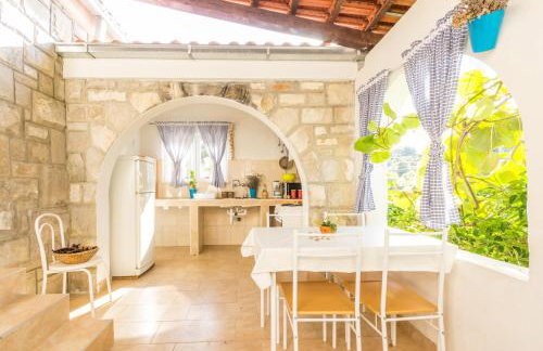 Family-friendly apartments with swimming pool Rogac, Solta - 19809 - Photo 29