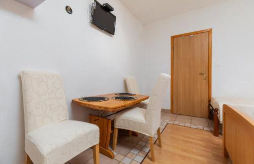 Apartments by the sea Igrane, Makarska - 22690 - Foto 54