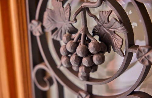 Winzerhaus 1658 - Ferienwohnung und Apartments - Foto 2