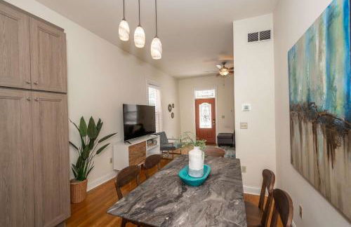 Cityscape Escape - Local Eateries - Foto 14