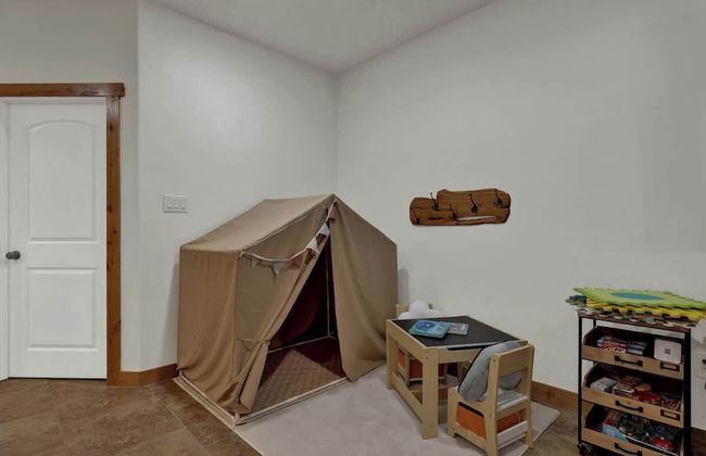 Oakridge Ranch: Pool + Hot-tub, Pickleball Court, Whiskey & Wine Room - Foto 44