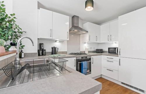 Lotus Haus - Wellington Homes - 4 BDR With Gated Parking - Foto 6