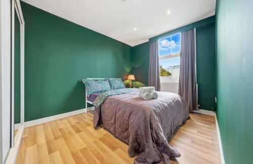 Comfortable 2 Bedroom Flat-Easy Access to Central - Foto 1