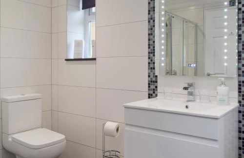 Victoria House - Uk13380 - Photo 16