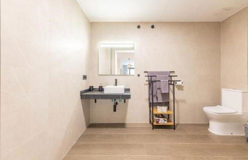 Suite Deluxe Valencia - Beach II Apartments - Foto 25