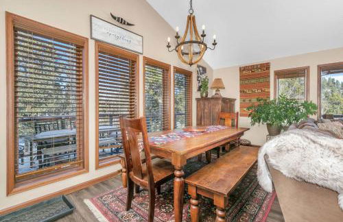 Panoramic View Home with Hot Tub & Game Room - Foto 16