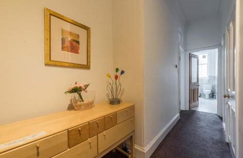 3 bed overlooking meadows park - Foto 20