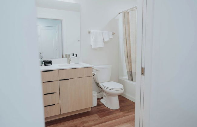 NEW Minimalist & Clean Apt in Downtown SLC - Foto 12