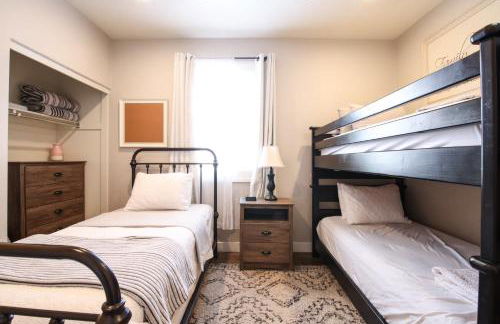 Central Luxury Mountain Oasis with TWO Pools and Jacuzzis - Foto 14