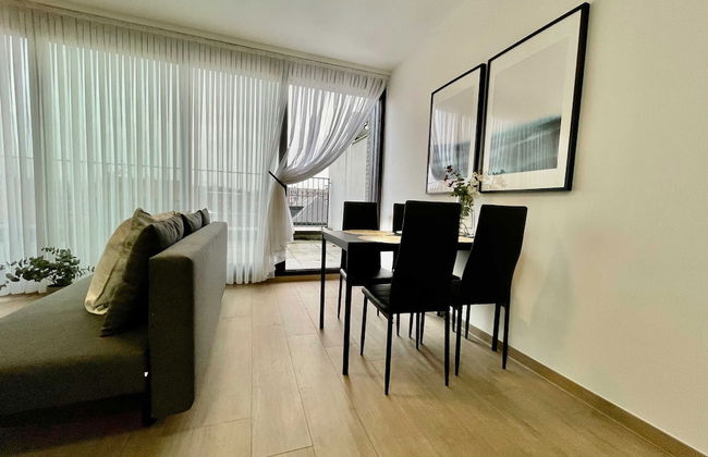 Modern 1BR Near Diamond District by Oneluxstay - Foto 18