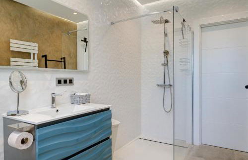 Villa Vista Verde Mijas Golf - Luxury with Optional heated pool & jacuzzi - Photo 3