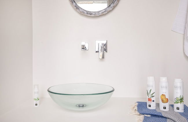 Luxury Villa With Pool And Sea View..! - Photo 29