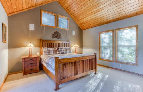 Lazy Bear Lodge · Spacious 6BR Lodge with Chef's Kitchen, Hot Tub, Golf Views and more - Foto 32