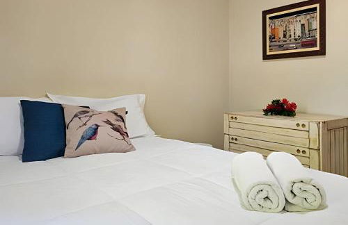 Charme de um típico chalé de campo com lareira. - Foto 33