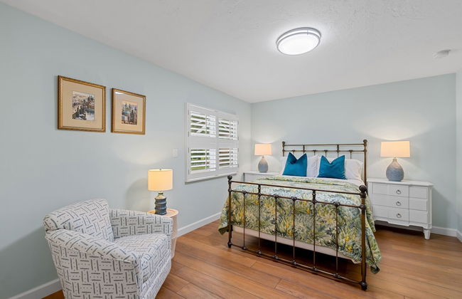 Rovigo Vacation Rental: Spacious Retreat with Panoramic Lake Views in Kings Lake. 4-BR, 4-Bathroom Home with Private Pool, just 3.4 Miles from the Vibrant Fifth Avenue South and Naples Attractions - Foto 8