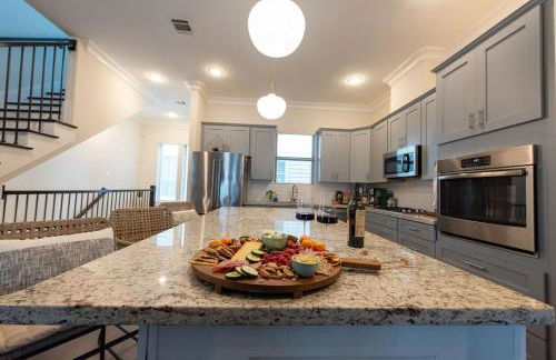 15mi to FIFA l Walkable l Gym l Garage l Heights! - Foto 41