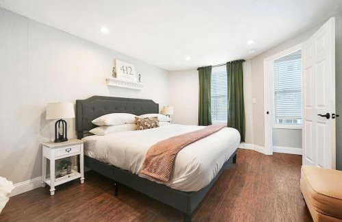 HostWise Stays - The Carnegie - Sauna, 1 Block from Butler St, Family Friendly - Foto 7