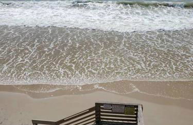 The Lookout: Tranquil Beachfront Condo - Foto 10