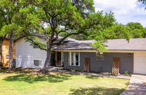 San Marcos 5BR Retreat with Pool Near TXST - Foto 58