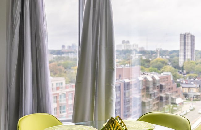 Charming Yorkville Condos - Photo 47