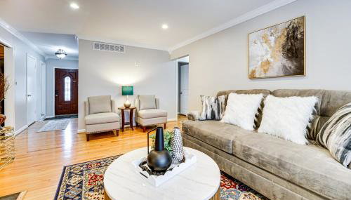 Fire Pit and Yard Family Home in Farmington Hills! - Foto 4