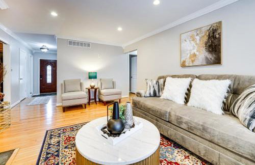 Fire Pit and Yard Family Home in Farmington Hills! - Foto 4