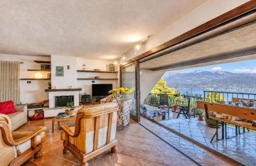 Isola Bella: Lake Maggiore view Terrace in Stresa - Happy Rentals - Foto 5