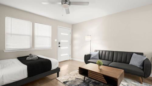 Chic and Cozy Loft near Q2 Stadium & North ATX - Foto 5, Other