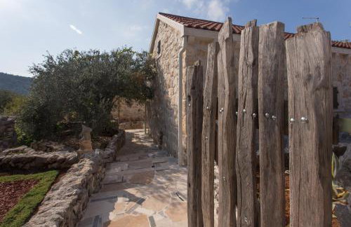 Stonehouse Marina - Estate With A Two Private Pools - Photo 98