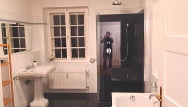 Edle Altbauwohnung trifft oberbayrisches Bergidyll - Foto 4