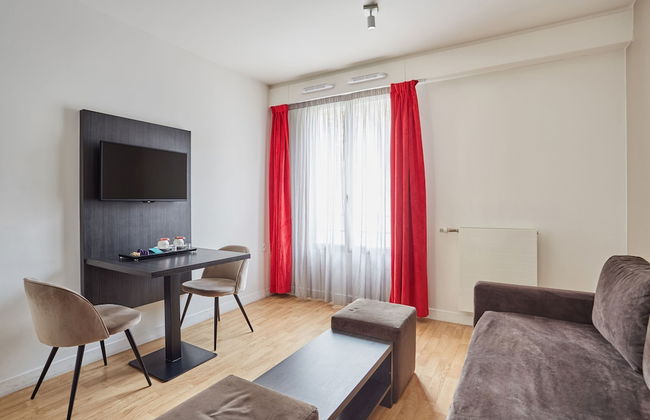 Appart Hotel Odalys City Paris Montmartre - Photo 13