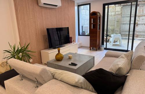 Loft avec Parking au centre historique de Saintes - Foto 1