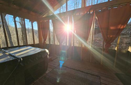Spring Couples Getaway Hot Tub plus 500Mbps - Foto 31