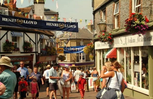 Impeccable 3 bed 2 Bath Central Cowes Cottage - Foto 44