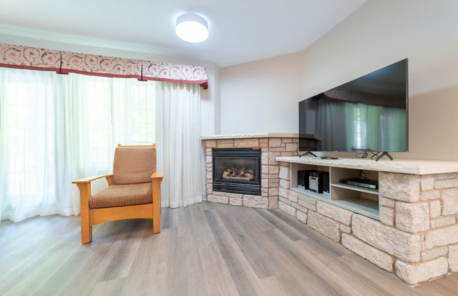 Horseshoe Valley Suites - The Evergreen - Foto 10