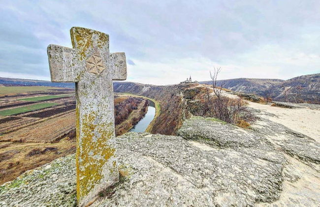 Bodega de Cricova + Monasterios de Orheiul Vechi y Curchi - Foto 2