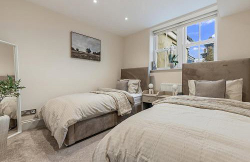 Stunning and Spacious Harrogate Apartment - Photo 16