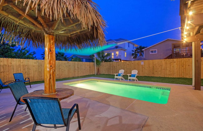 Private Pool, Yard, Deck, by the Nature Preserve! Tipsy Flipper by Avantstay - Photo 53