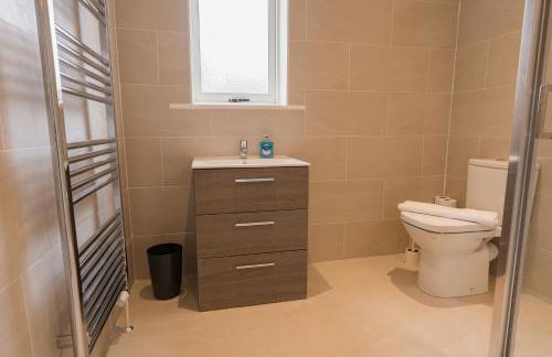 Beautifully done 5 bed barn conversion in Heswall - Sleeps up to 10 - Foto 29