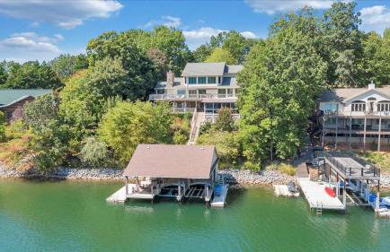 Lake Allure - Private Dock, Indoor Pool, and Hot Tub - Foto 49
